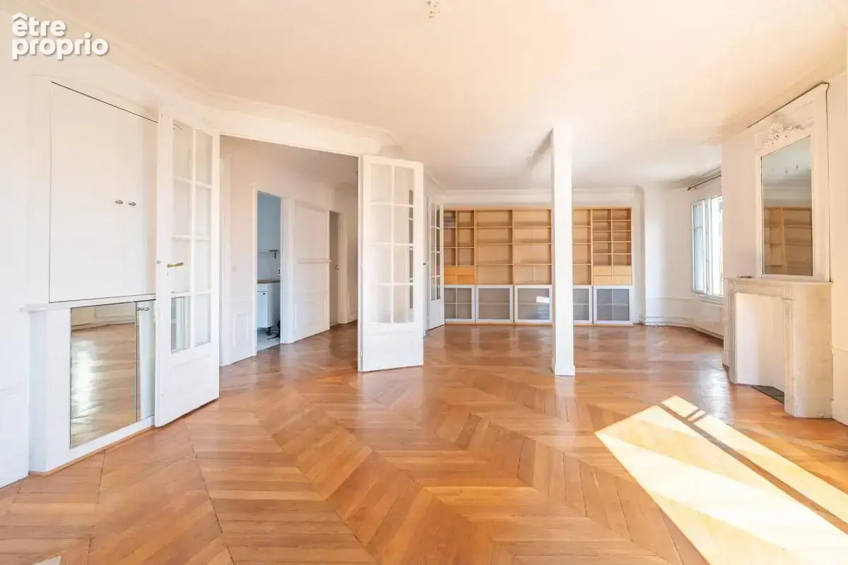 Appartement à ISSY-LES-MOULINEAUX