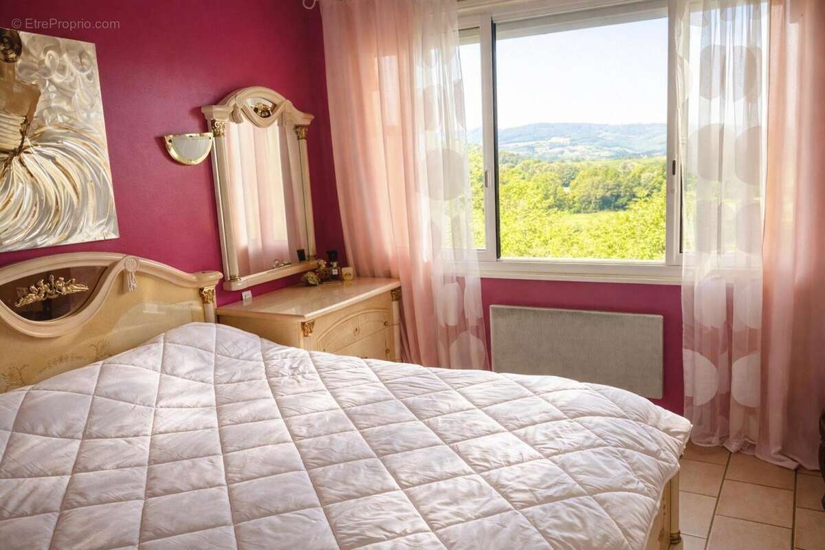 Photo 5 - Maison à PRISSE