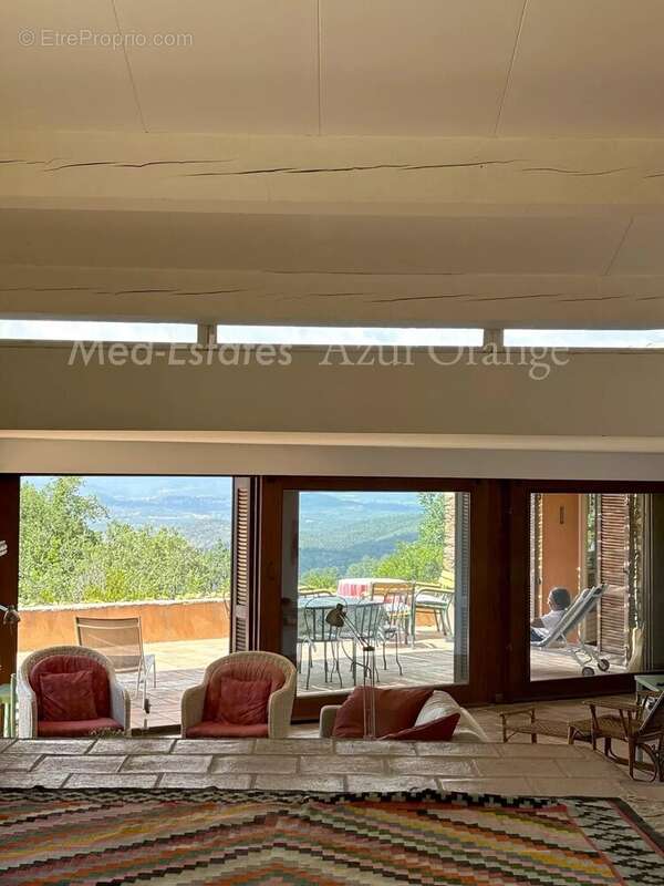 Maison à LA GARDE-FREINET