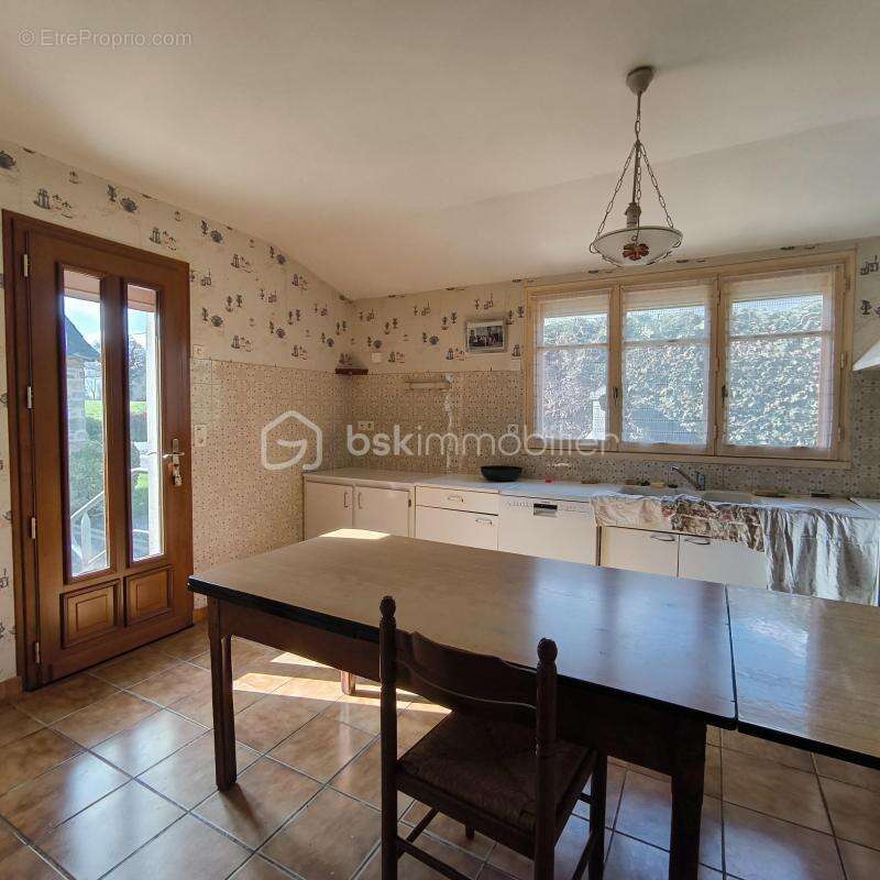 Propriété de Caractère : 127 m² et Potentiel Illimité - photo 3