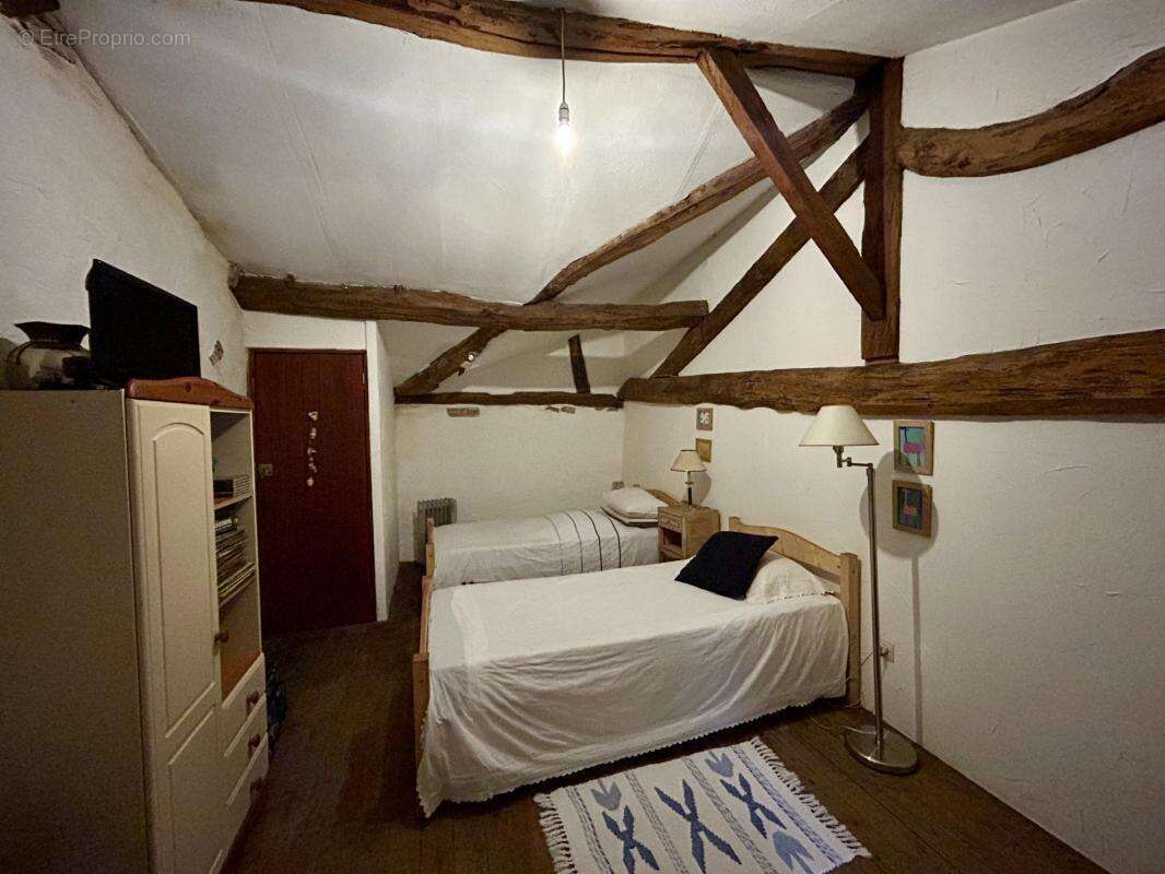 Maison à LIMALONGES