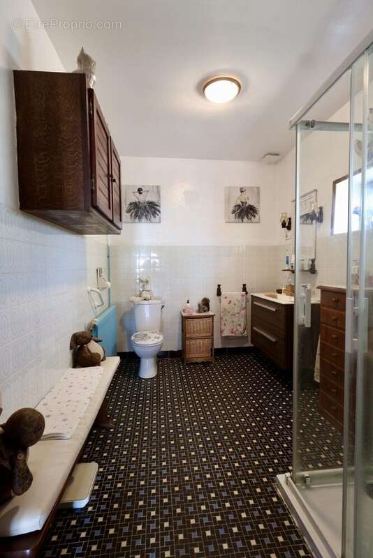 Maison à MAIRE-LEVESCAULT