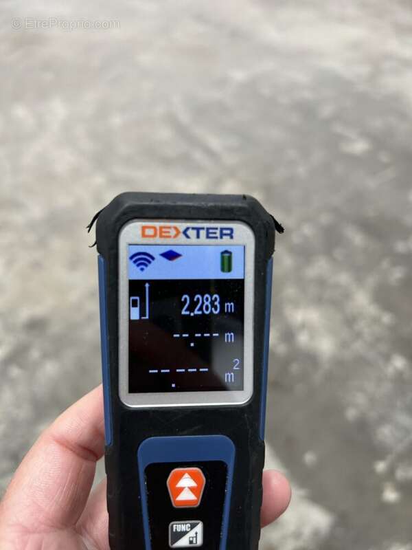 Commerce à SAINT-JUNIEN