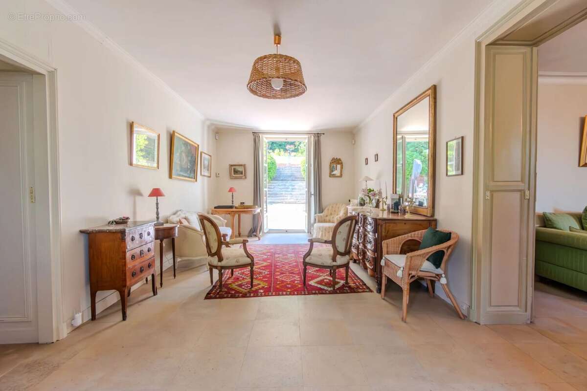 Maison 309 m² à Ecouen  - photo 3