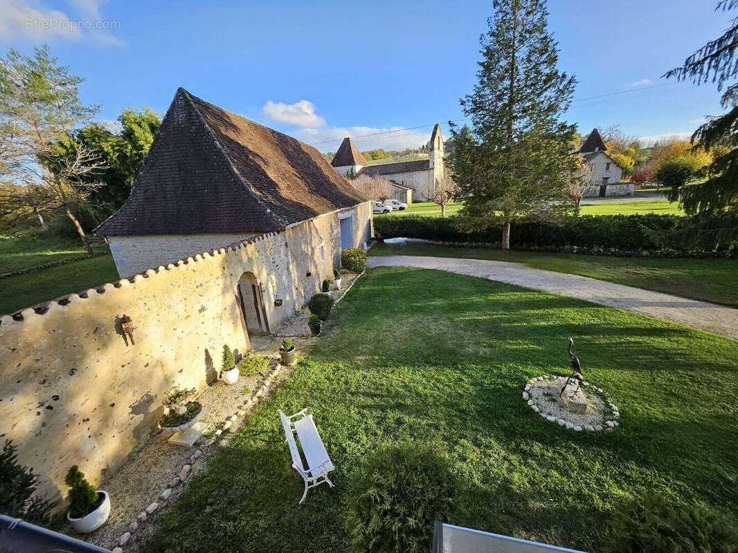 Château d'exception - Élégance Historique & Parc Majestueux - photo 15