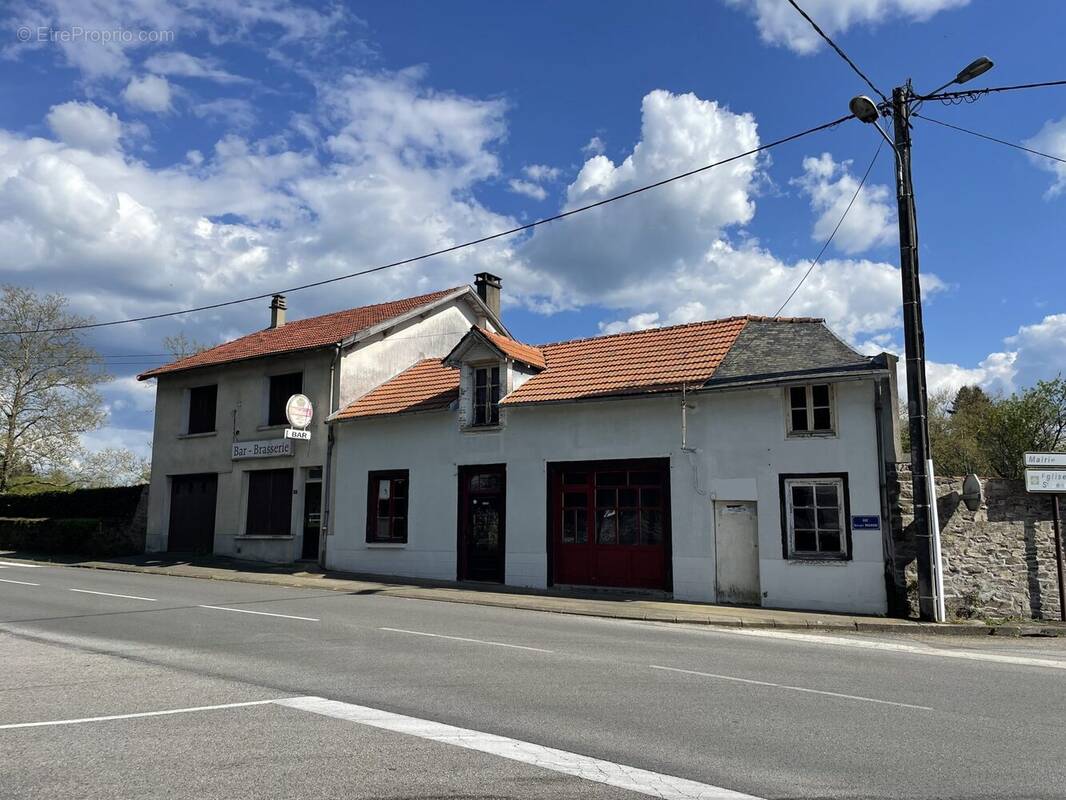 Maison à NEUVIC-ENTIER