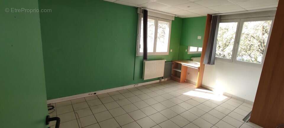 Commerce à BOURGOIN-JALLIEU