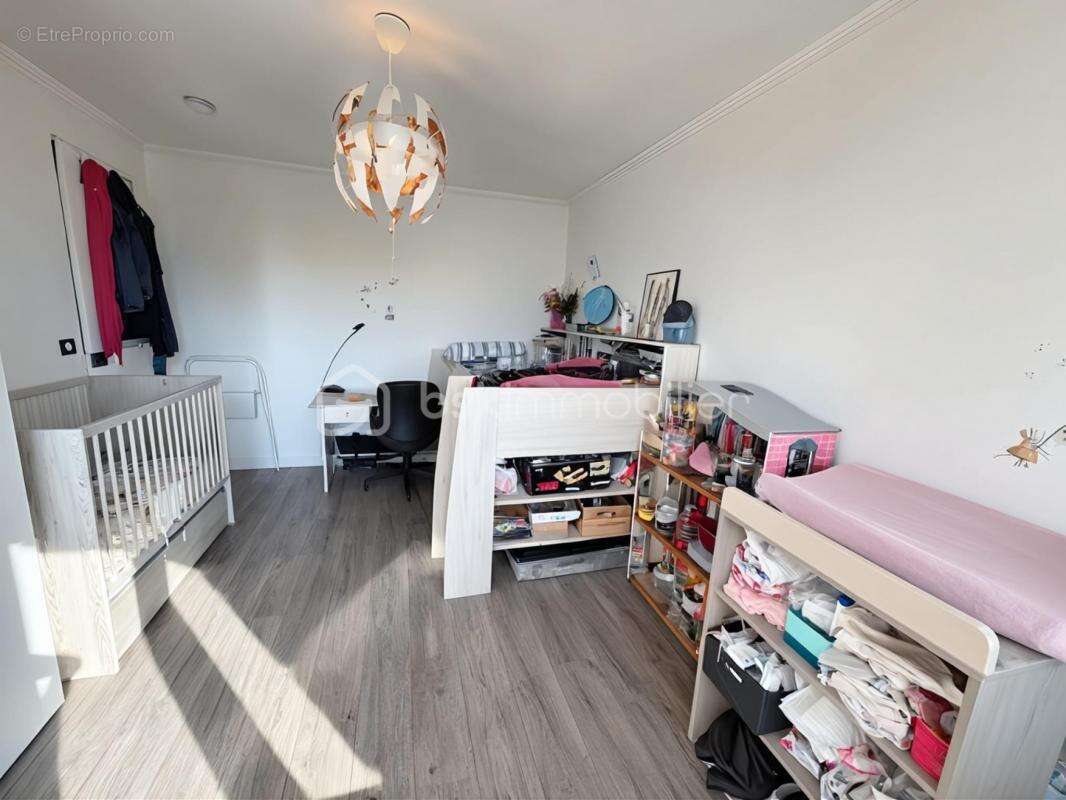 Appartement à VAIRES-SUR-MARNE