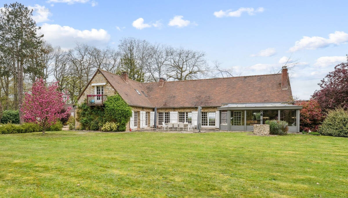 Maison à HARGEVILLE