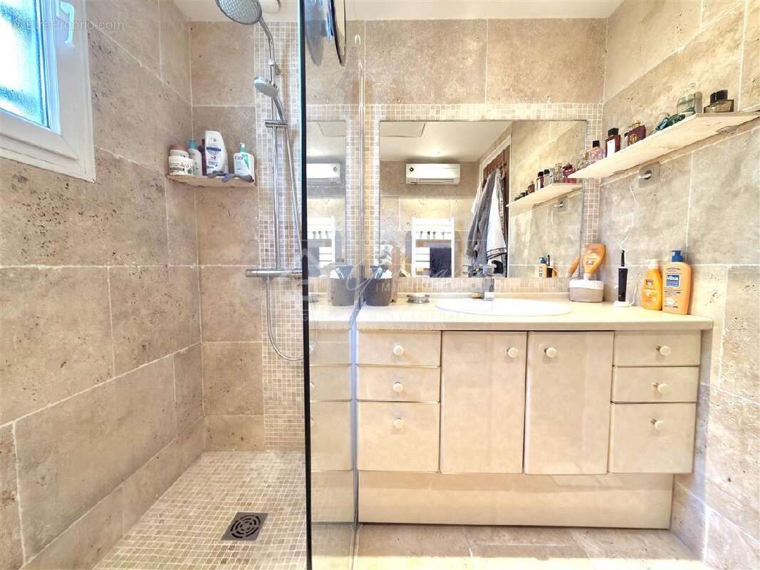 Maison à MILLY-LA-FORET