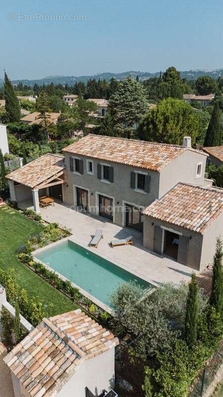 Maison à MAUSSANE-LES-ALPILLES