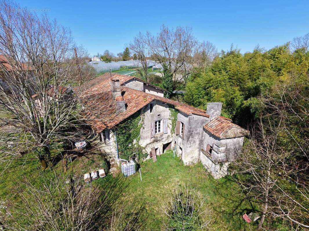 Maison à VERTEILLAC