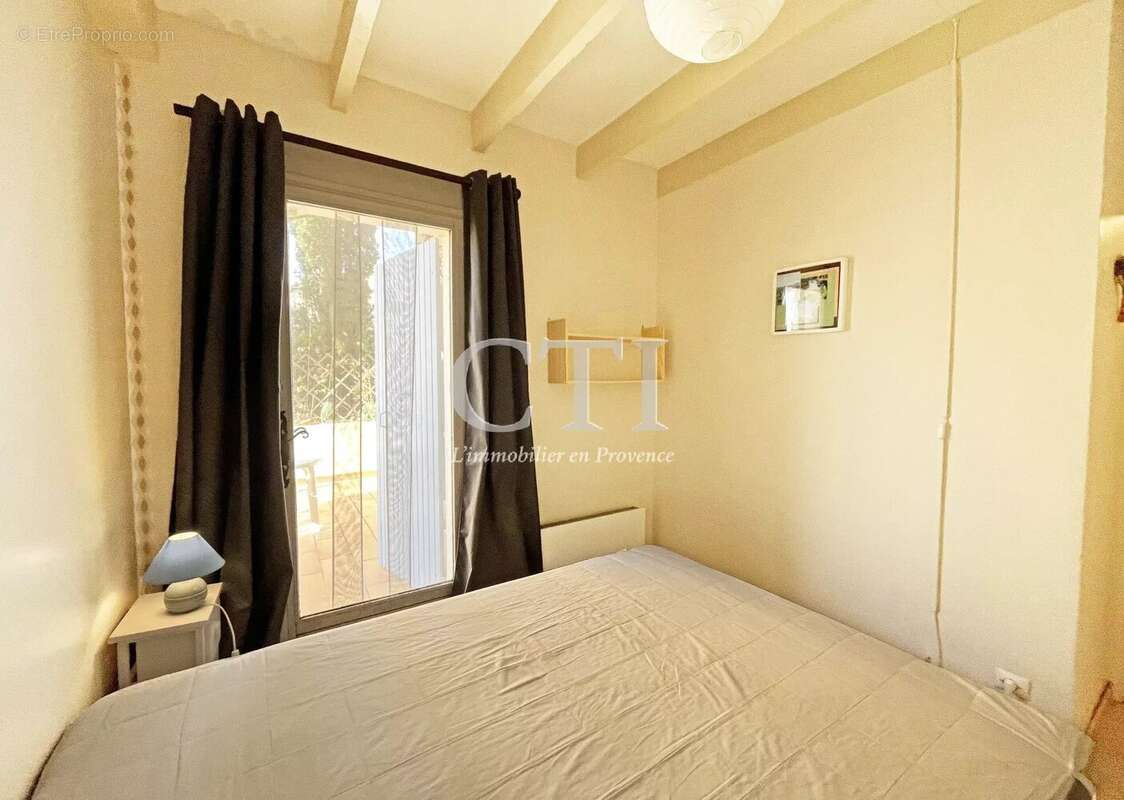 Maison à VAISON-LA-ROMAINE