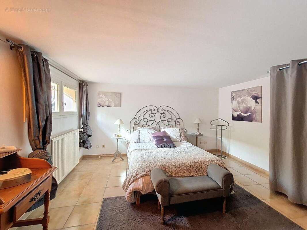 Photo 7 - Maison à CHARBONNIERES-LES-BAINS