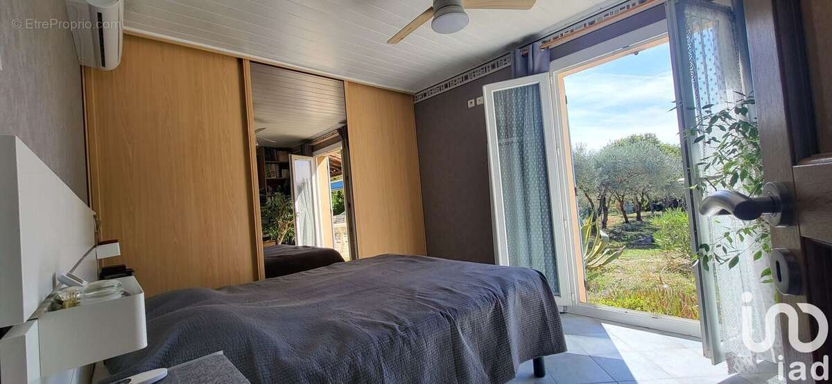 Photo 6 - Maison à SEILLONS-SOURCE-D&#039;ARGENS