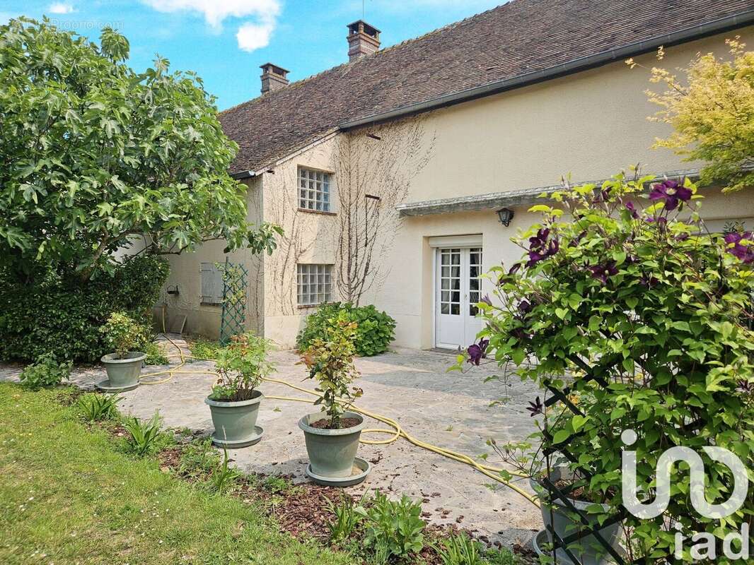 Photo 8 - Maison à CHERISY