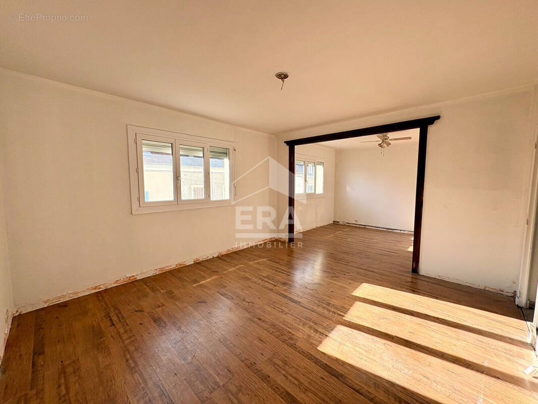 Appartement à AUREILHAN