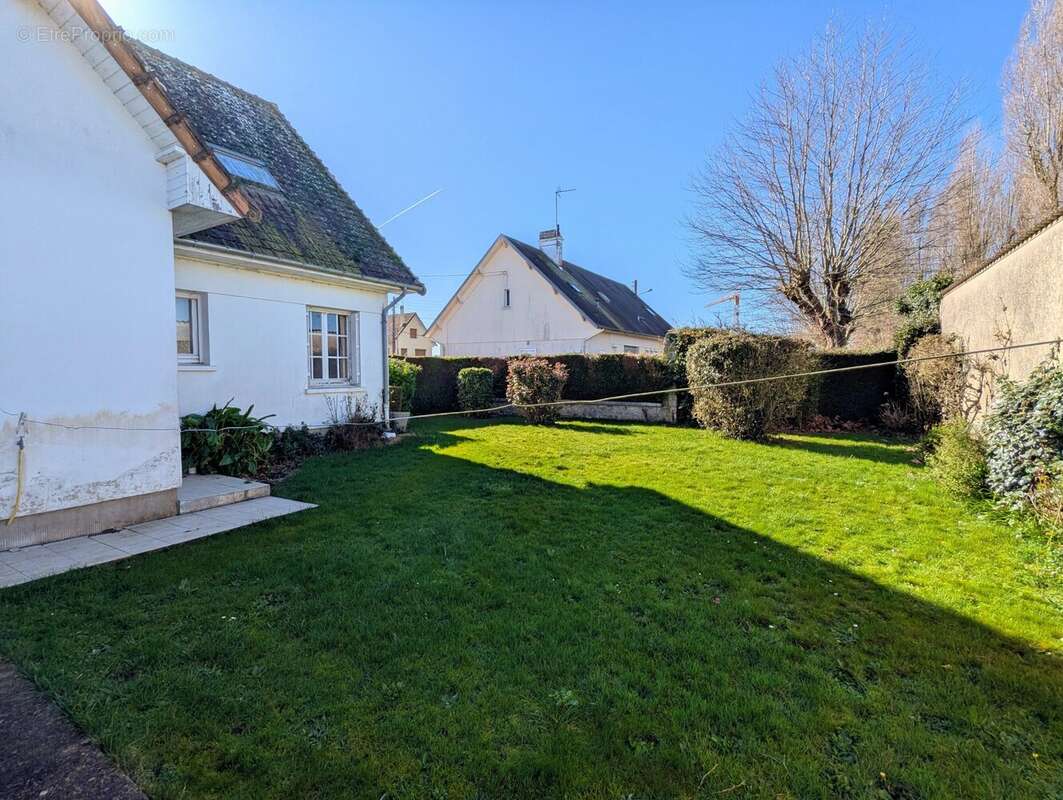 Maison à ISIGNY-SUR-MER