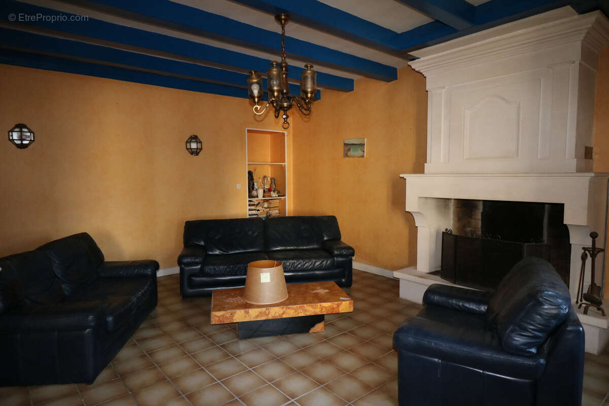 Maison à SAINT-PORCHAIRE