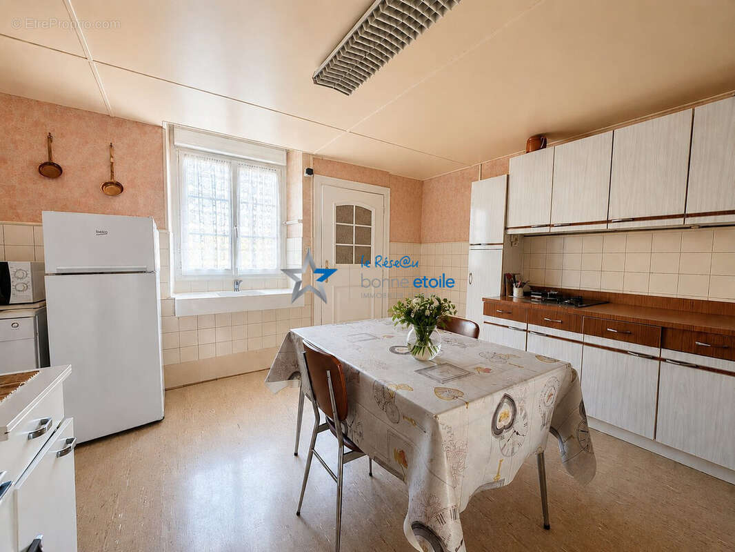 Maison à JONCHERY