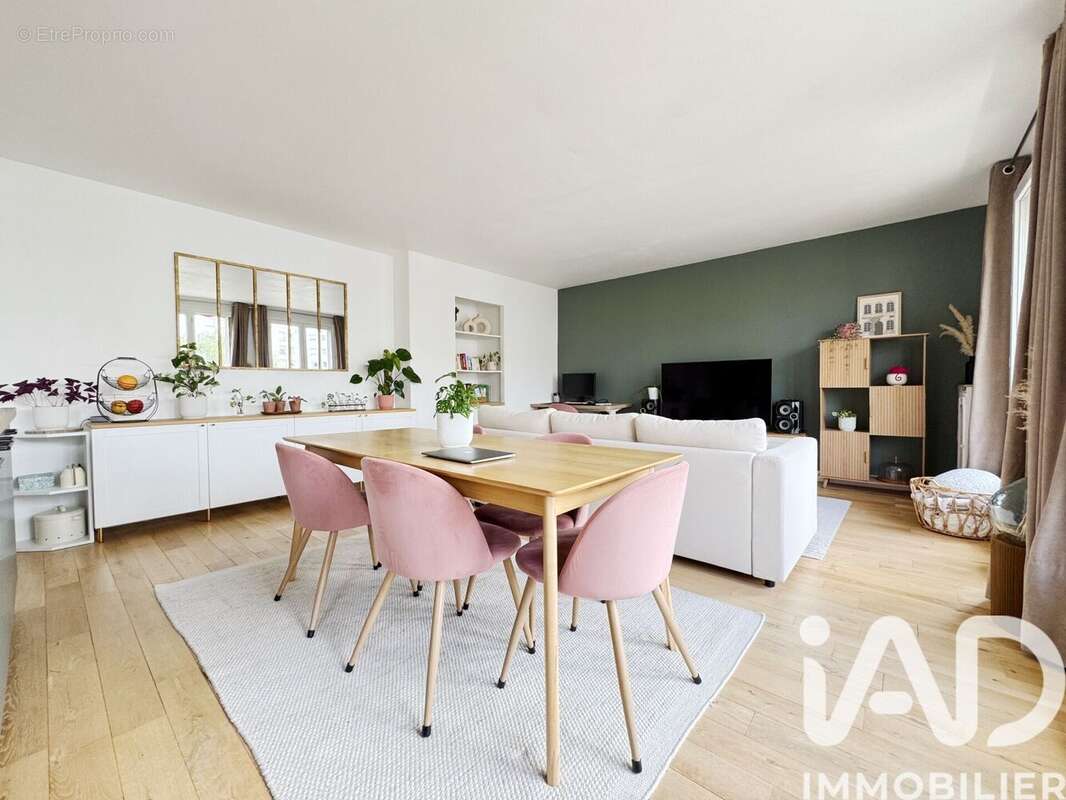 Photo 2 - Appartement à ISSY-LES-MOULINEAUX