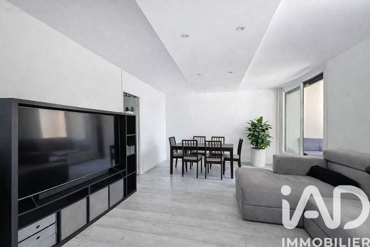 Photo 2 - Appartement à ELANCOURT