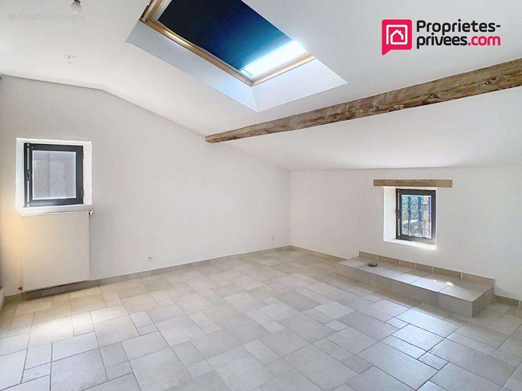 Appartement à GANGES