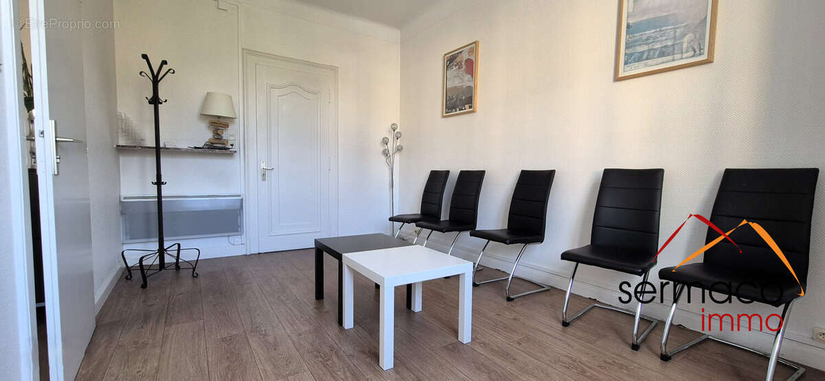 pièce de 13,86 m2 - Appartement à SARREGUEMINES