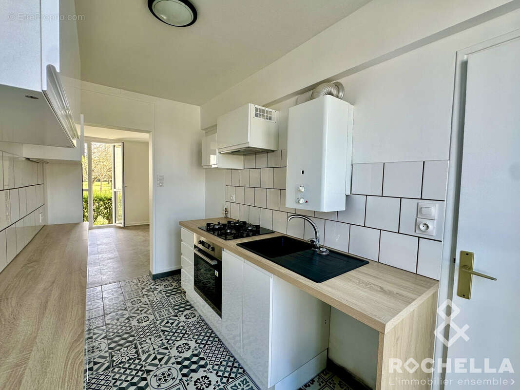 Appartement 78 m² à Rochefort  - photo 7