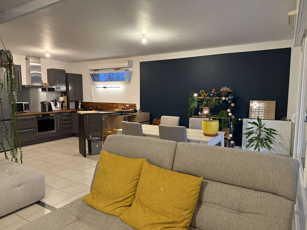 Appartement à MIONS