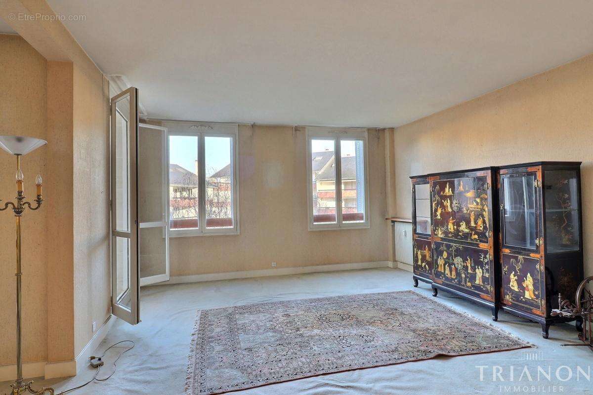 Appartement à LOUVECIENNES