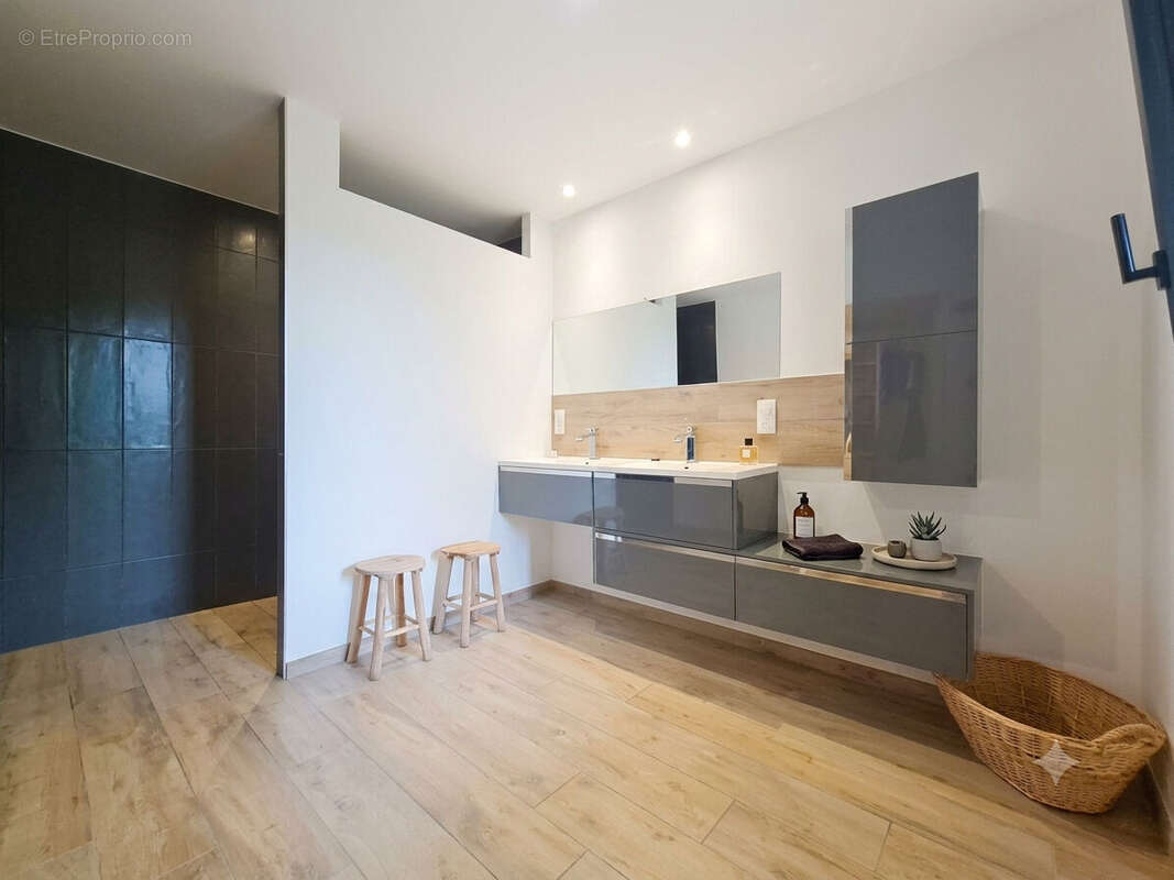 A vendre: Maison contemporaine à Quettreville Sur Sienne- à 8 kms de la mer- sans aucun voisinage - photo 10