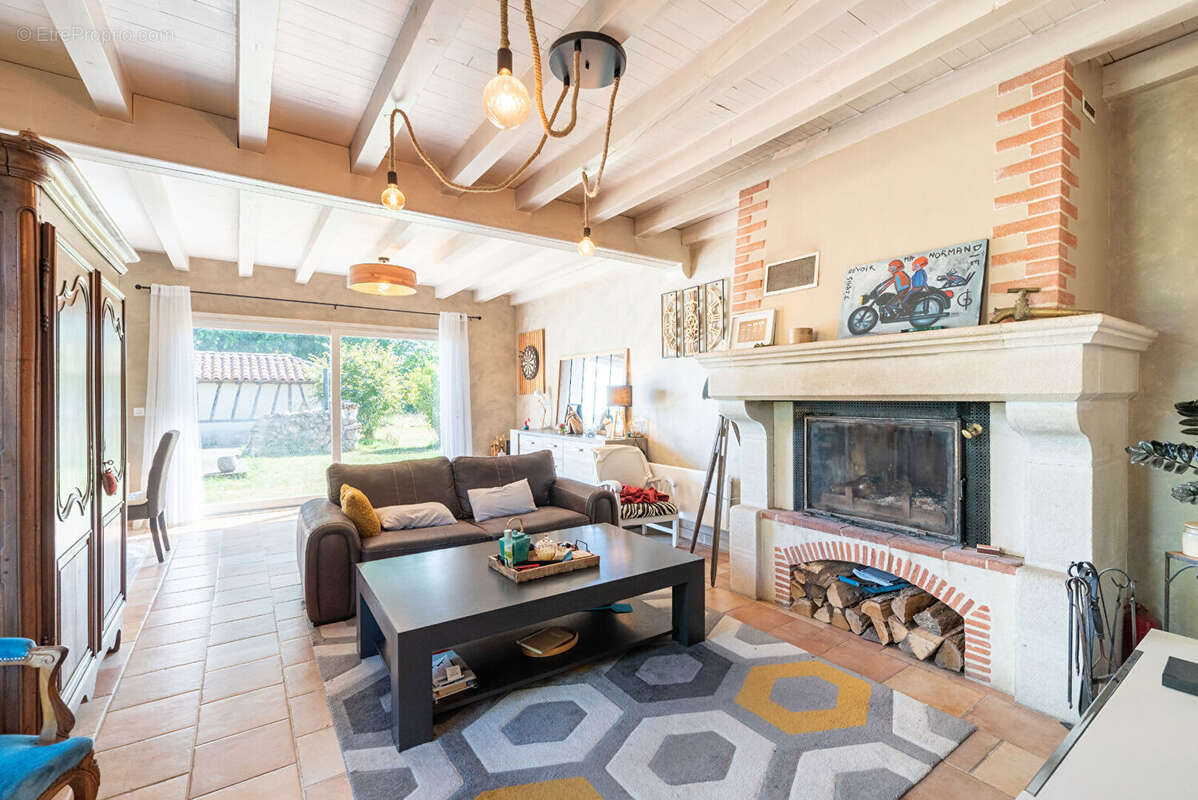 Maison à SAINT-JUSTIN