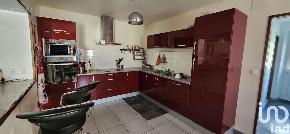 Maison 195 m² à Laas  - photo 6