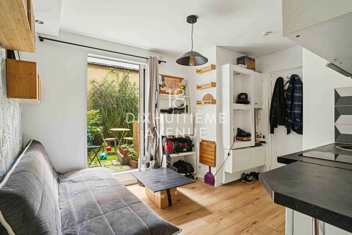 Appartement à PARIS-18E