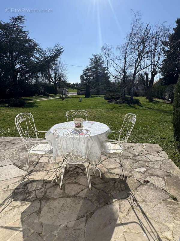 Maison à FERRIERES-EN-GATINAIS