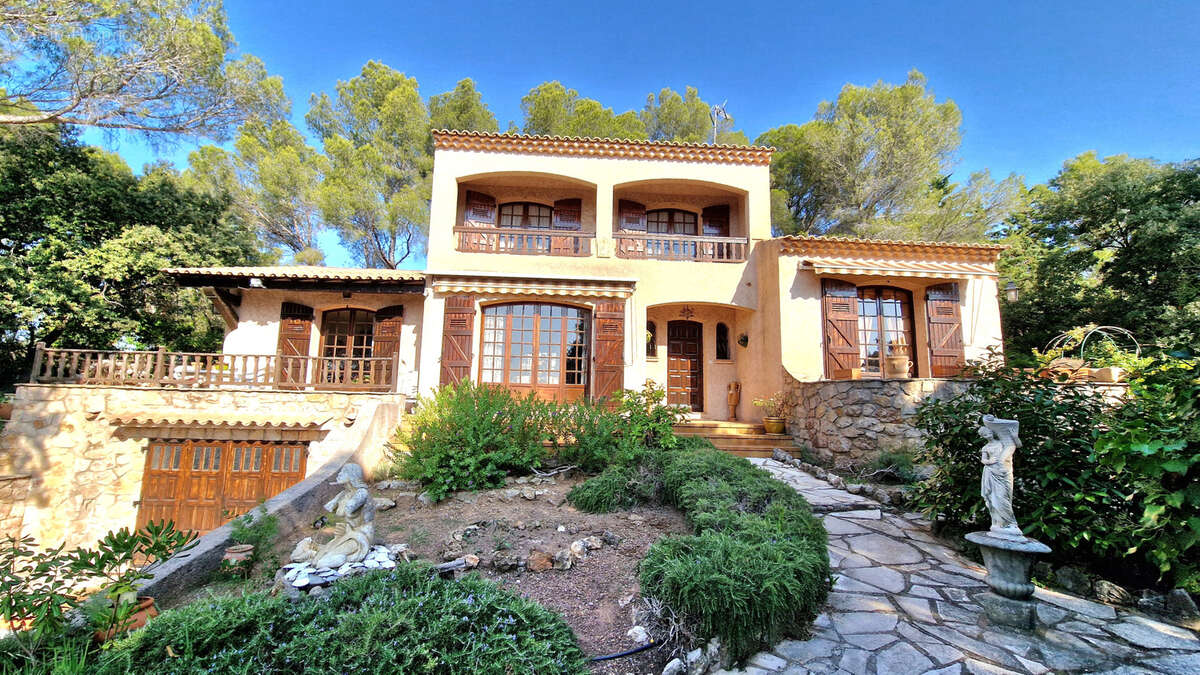 Maison à SAINT-RAPHAEL