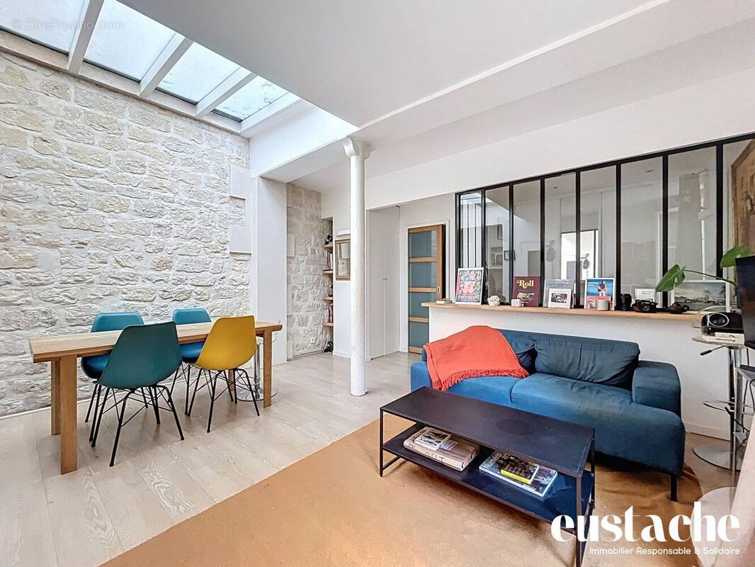 Appartement à PARIS-11E