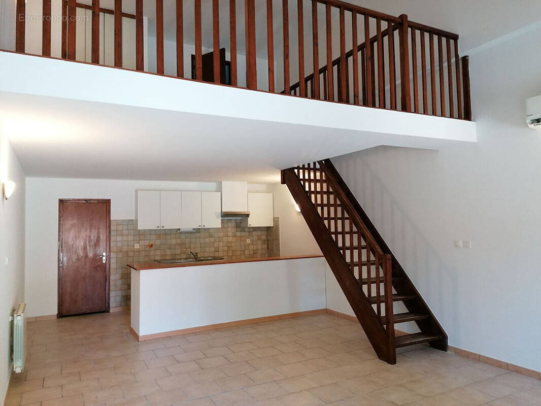 Appartement à CHATEAURENARD