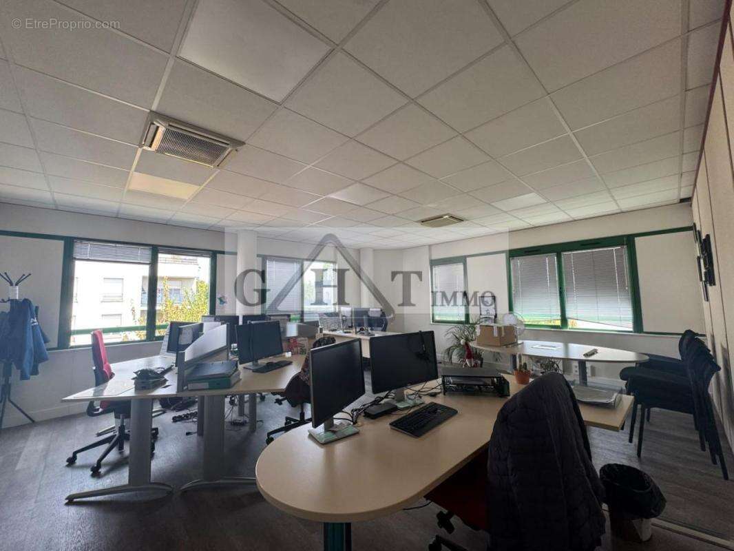 Immeuble de bureaux indépendant - photo 6