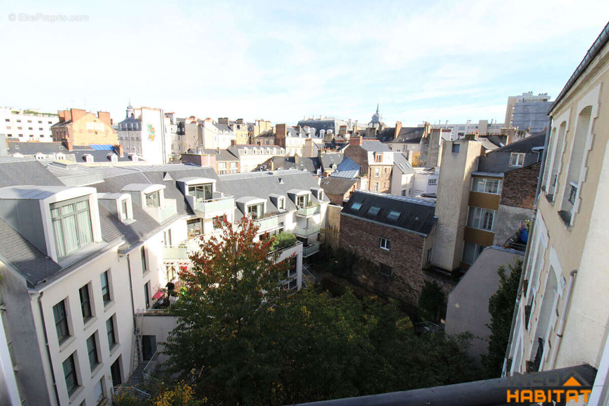 RENNES Les Halles -  Appartement  bourgeois avec vue dégagée et ascenseur - photo 4