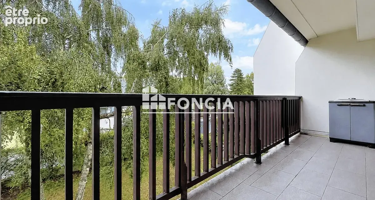 Appartement 2 pièces avec beau balcon et piscine - photo 2