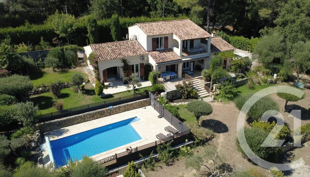 Maison à OPIO