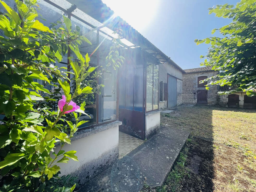 Maison à CISSE
