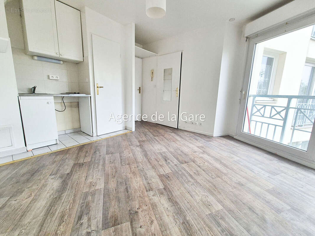 Appartement à HOUILLES