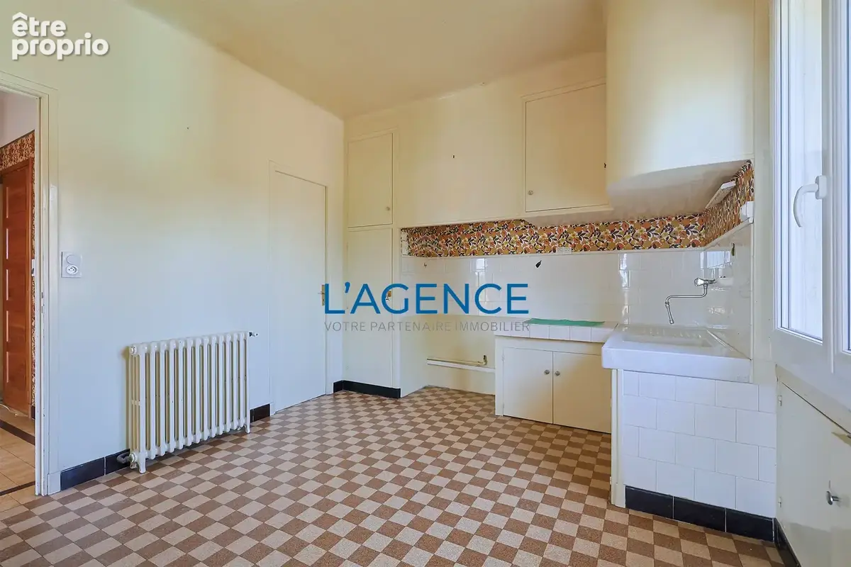 Appartement 5 pièces de 112m2 avec terrasse, jardin et stationement au calme absolue - photo 5