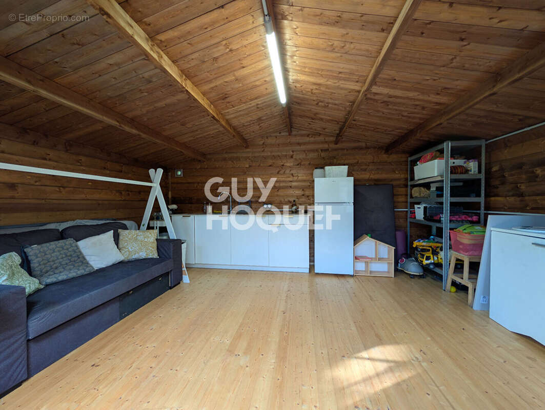 Appartement à DECINES-CHARPIEU