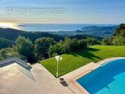 Maison à MANDELIEU-LA-NAPOULE