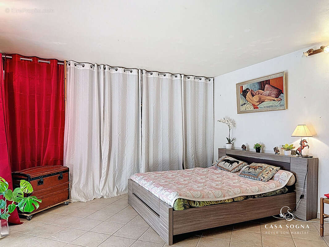 Maison à VILLENEUVE