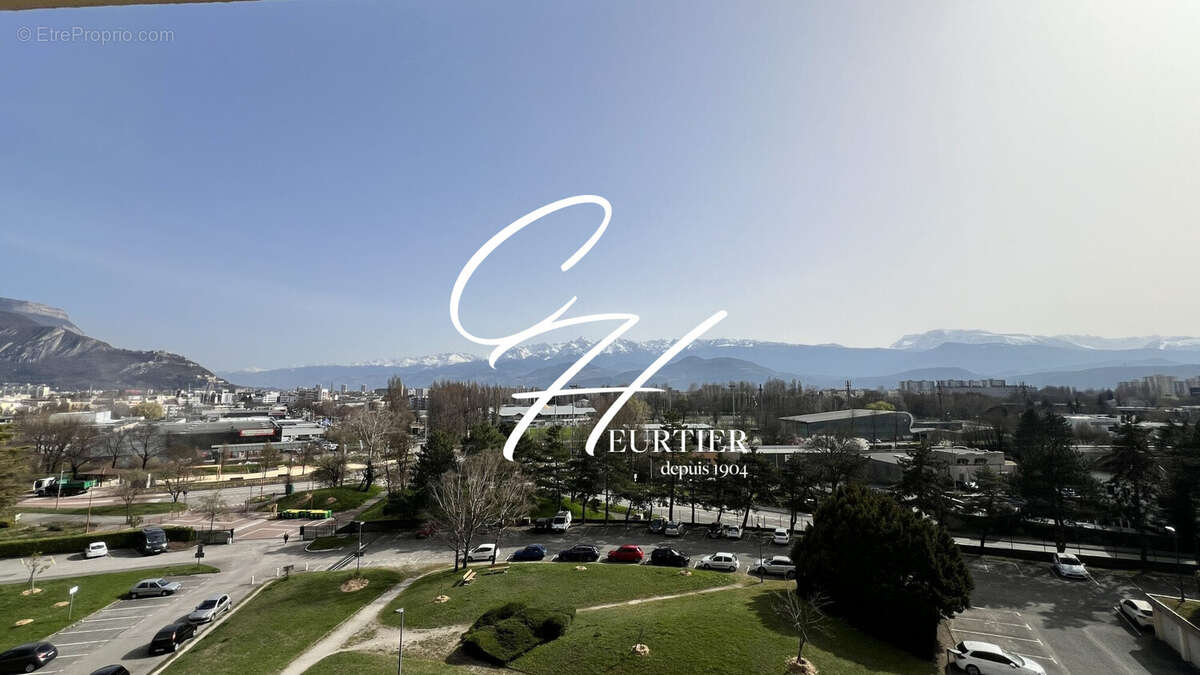 Appartement à SEYSSINET-PARISET